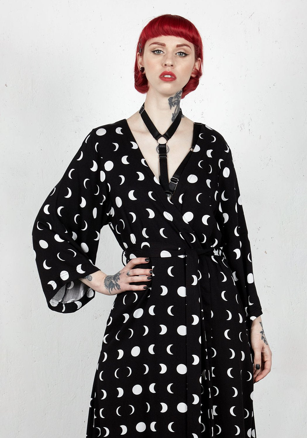 Lunar Robe – Disturbia