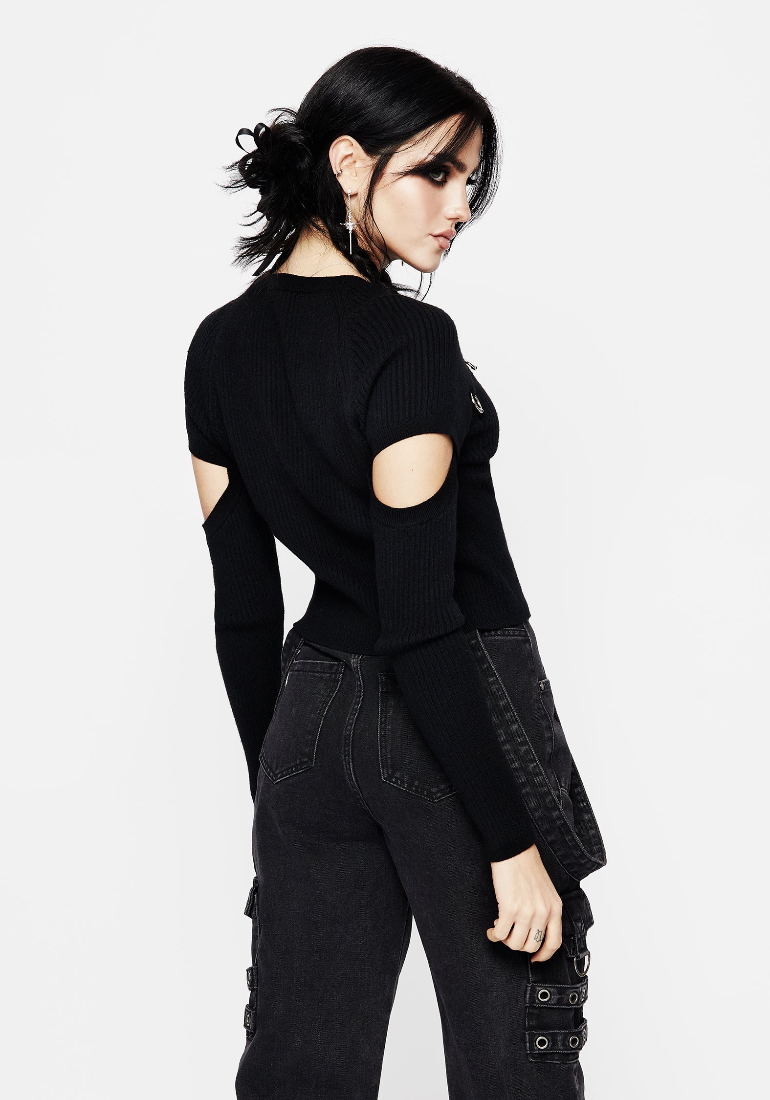 Captive Hardware Cut Out Rib Sweater – Disturbia