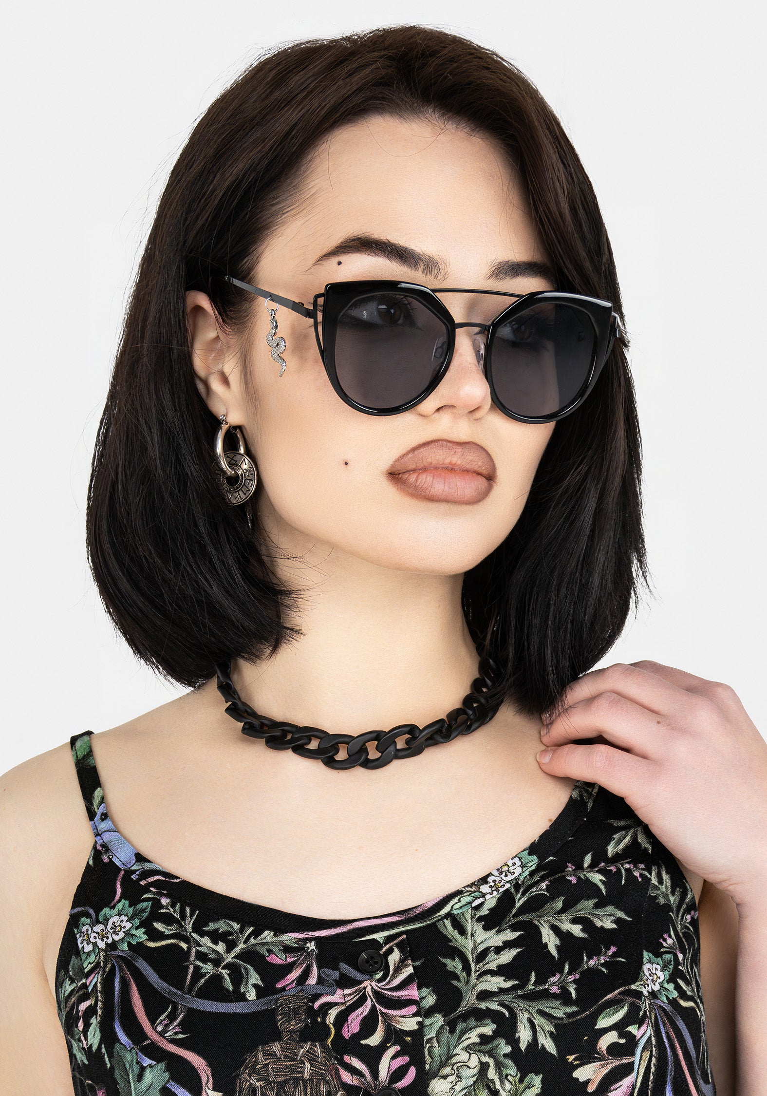 Charmed Snake Sunglasses – Disturbia